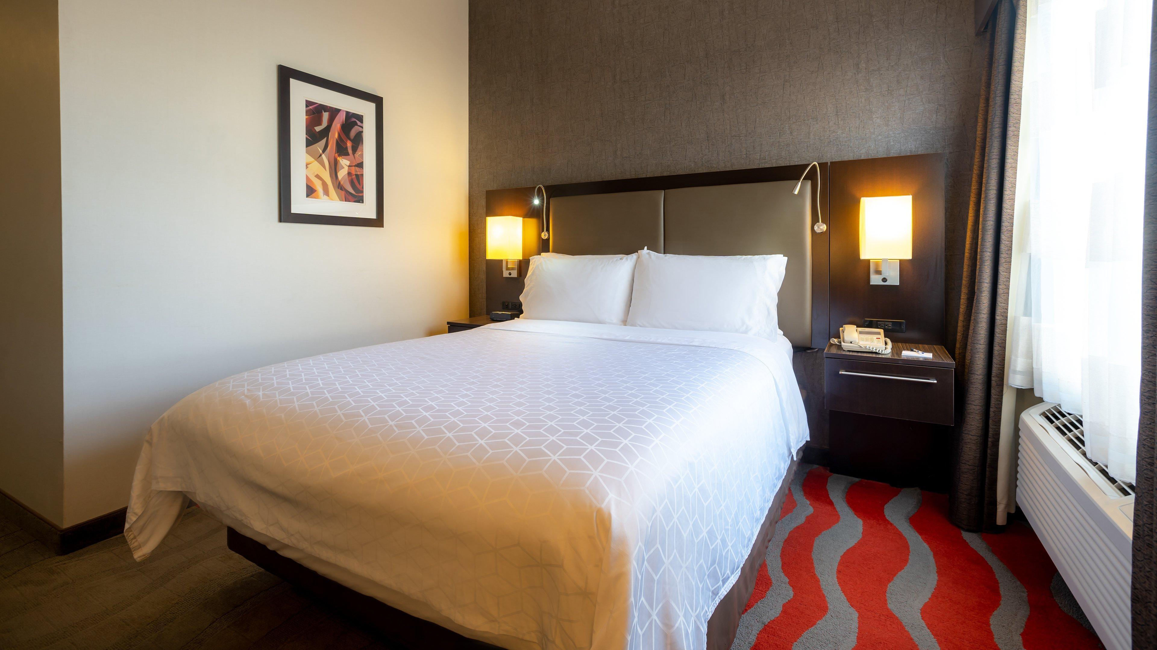Express & - Edmonton International Airport By Ihg Hotel 2*