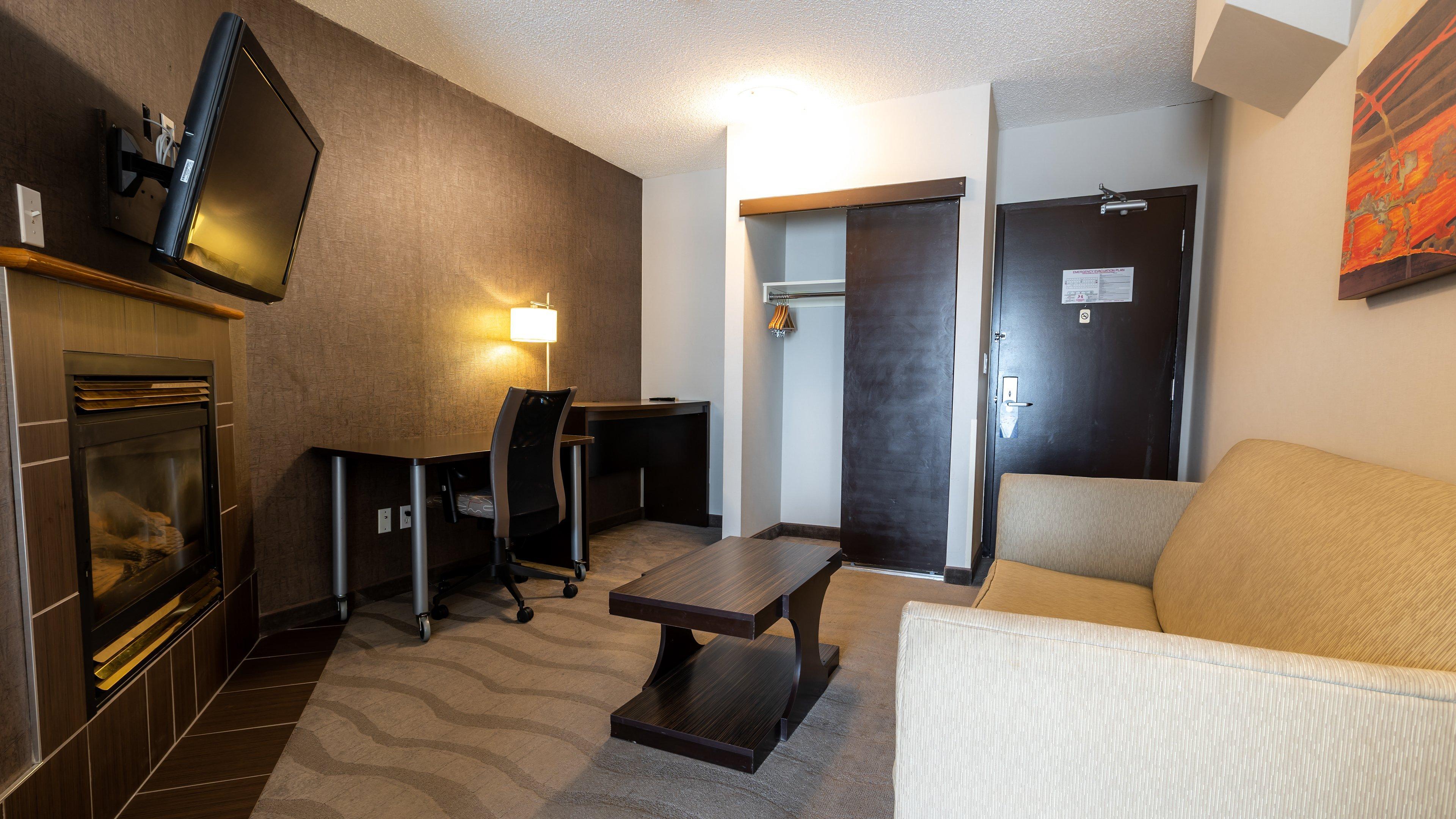 Hotel Express & - Edmonton International Airport By Ihg Nisku