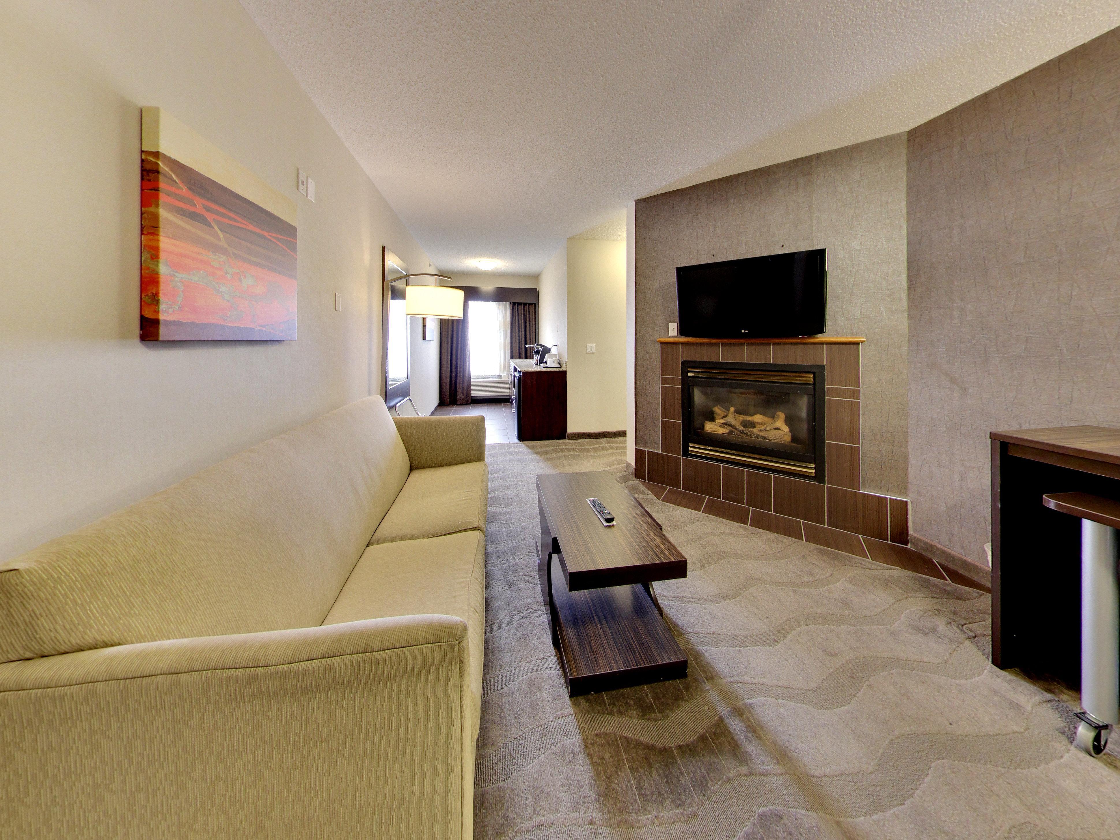 Express & - Edmonton International Airport By Ihg Nisku